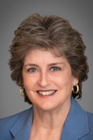 Patty Hollenbeck headshot